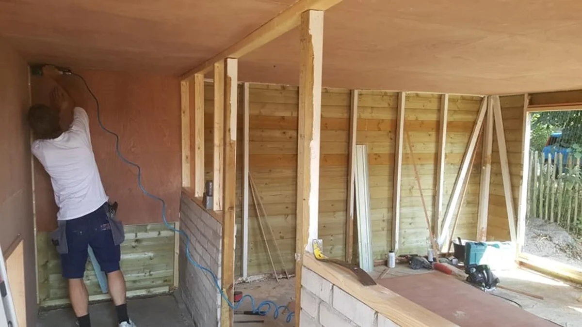 https://werkenbijraamwerk.nl/storage/pwx_media/182/Facilitaire-vrijwilliger.webp